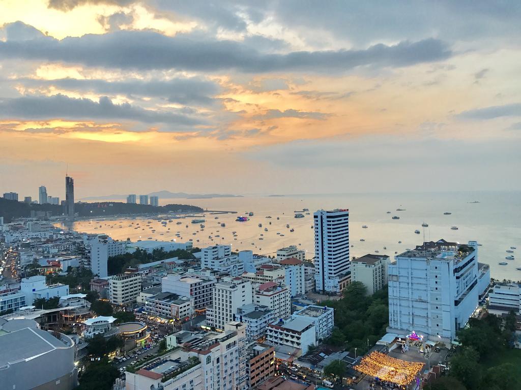Base Central Pattaya By Alex Dış mekan fotoğraf